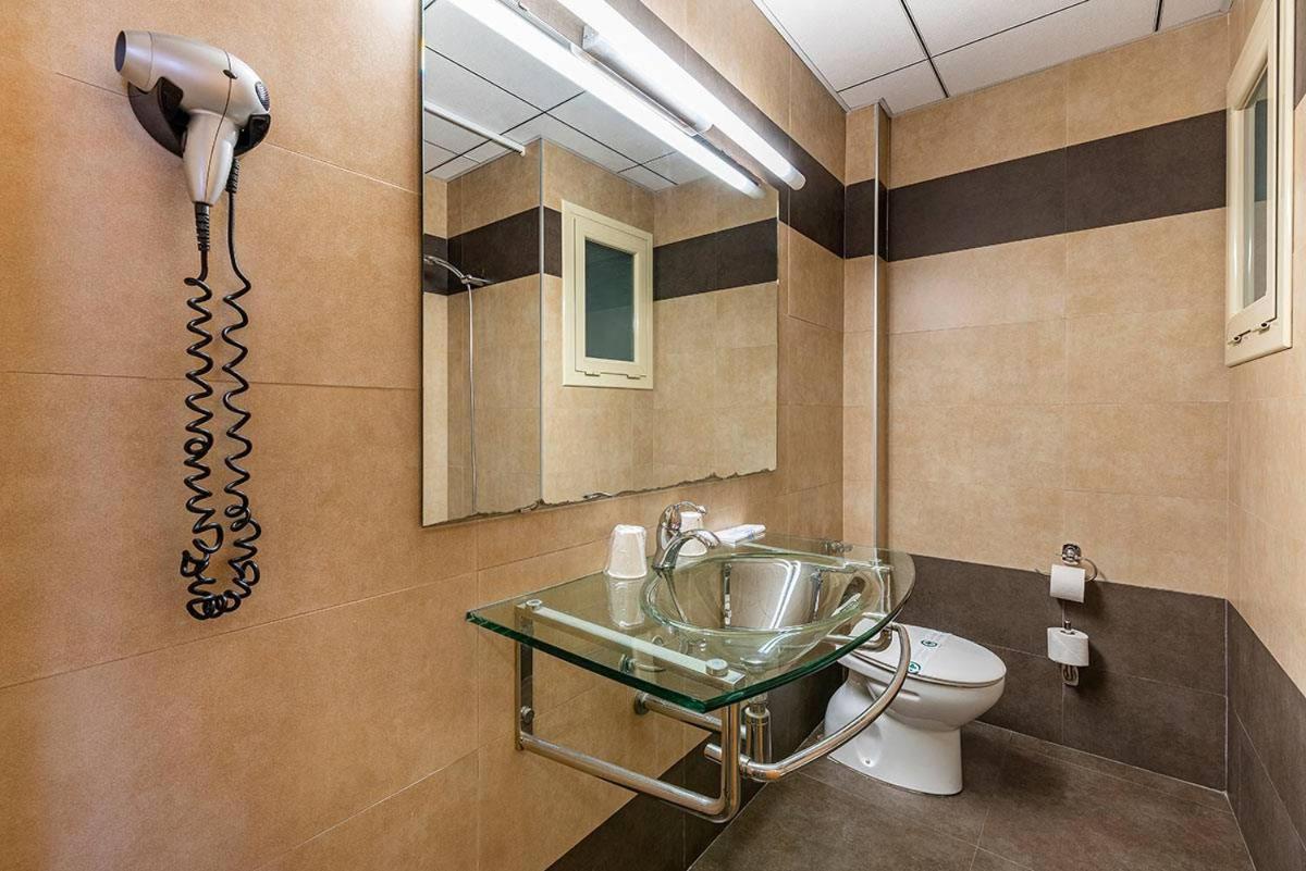 Hotel Pere III El Gran Вілафранка-дель-Пенедес Екстер'єр фото